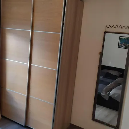 בית נופש Haus-im-garten-in-der-naehe-von-koeln-messe *