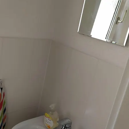 Haus-im-garten-in-der-naehe-von-koeln-messe * ברגיש גלאדבך