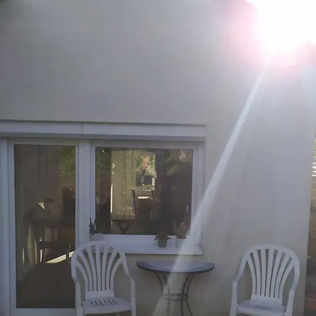 בית נופש Haus-im-garten-in-der-naehe-von-koeln-messe