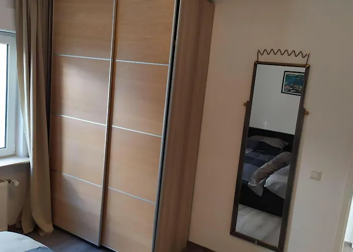 Feriehus Haus-im-garten-in-der-naehe-von-koeln-messe *