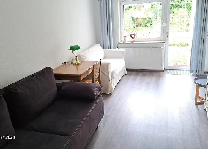 Haus-im-garten-in-der-naehe-von-koeln-messe Feriehus Bergisch Gladbach